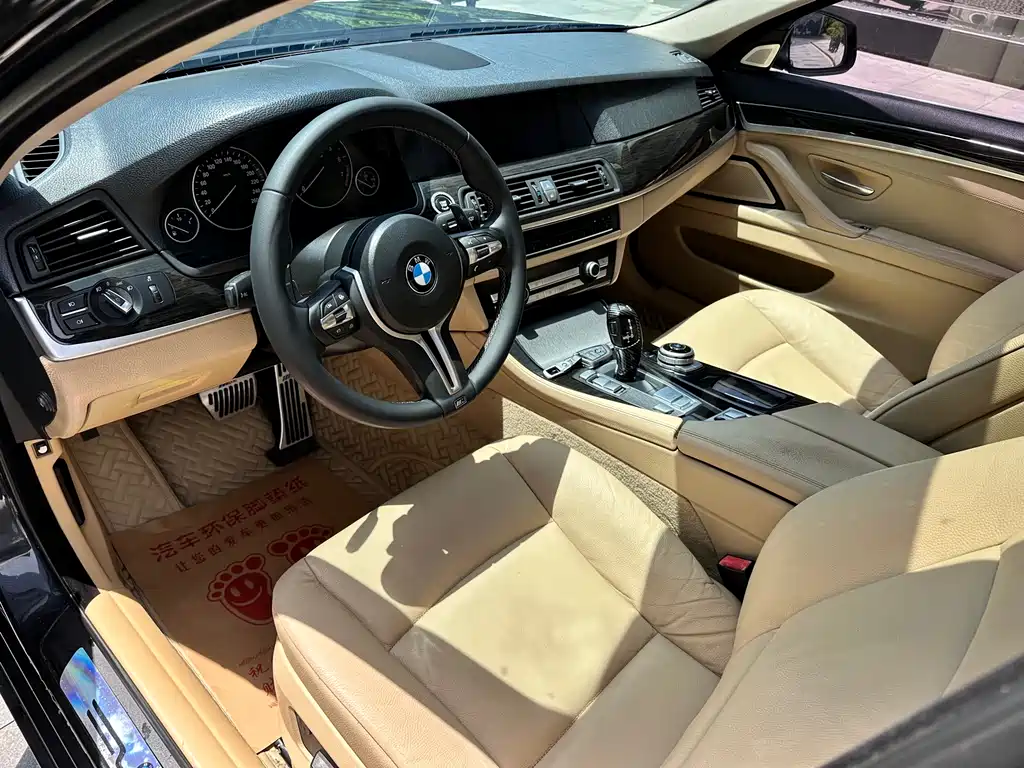 BMW 5 Series 2012 — фото 7