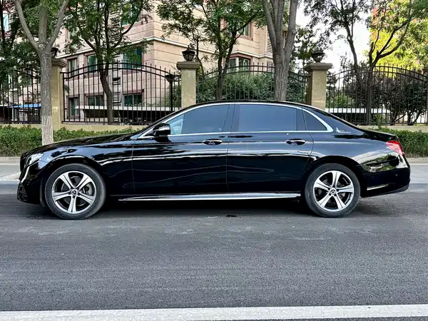 Mercedes-Benz E-Class 2020