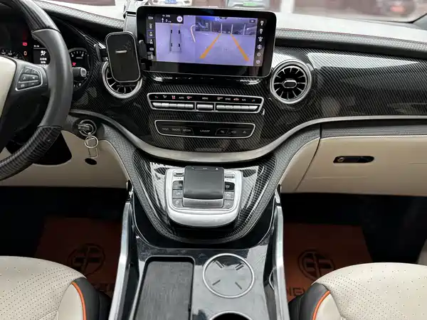 Mercedes-Benz Vito 2023