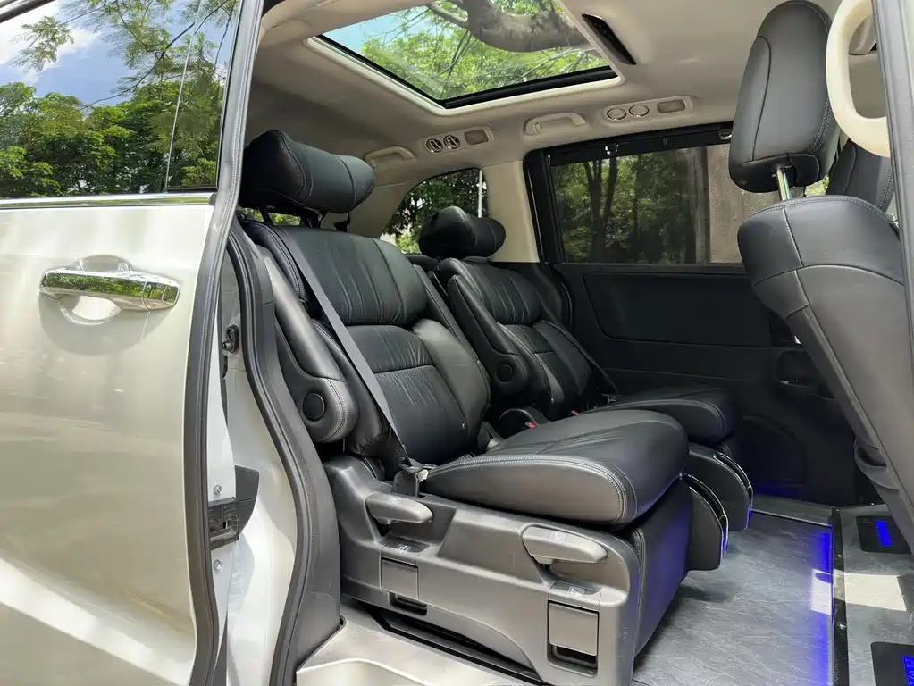 Honda Odyssey 2018 — фото 22