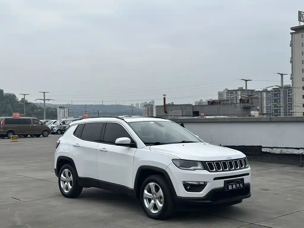 Jeep Compass 2021 — фото 4