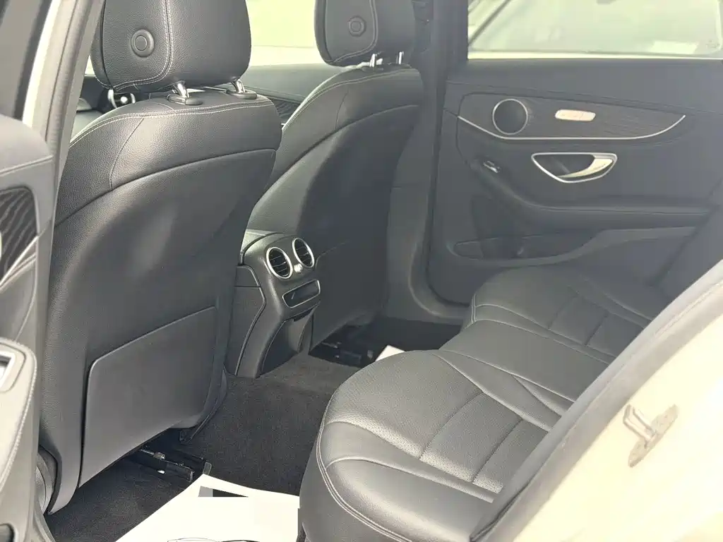 Mercedes-Benz C-Class 2019