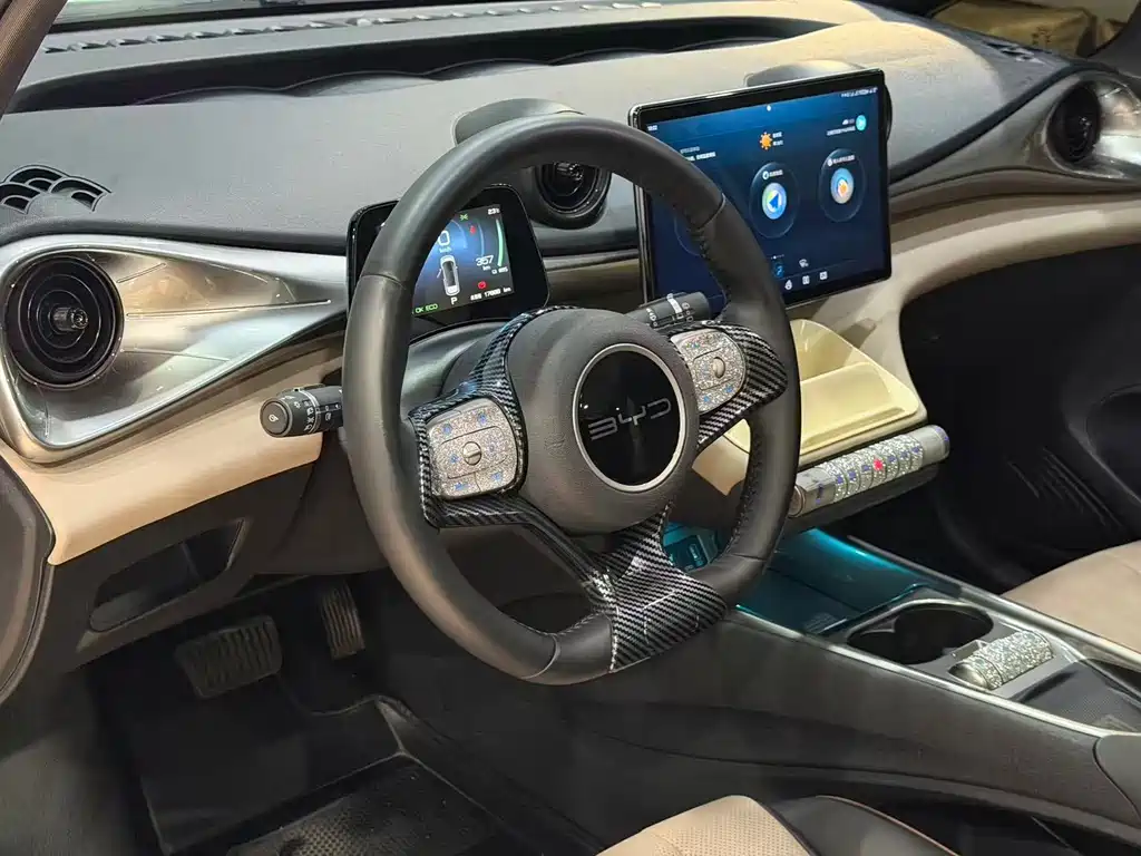 BYD Dolphin 2023 — фото 12