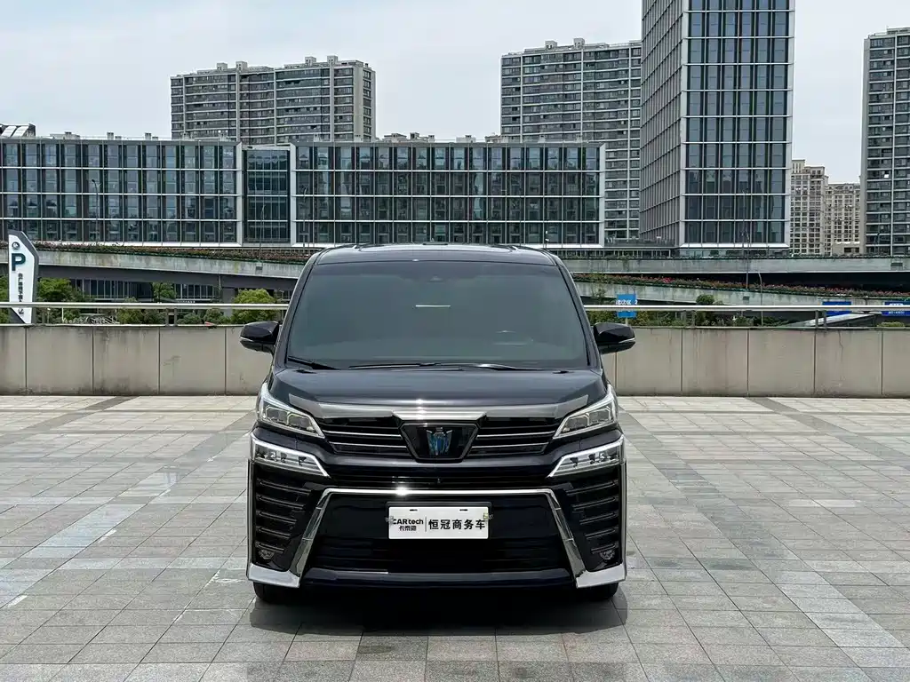 Toyota Vellfire 2023 — фото 2
