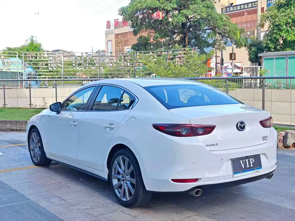 Mazda 3 Angkesela 2020