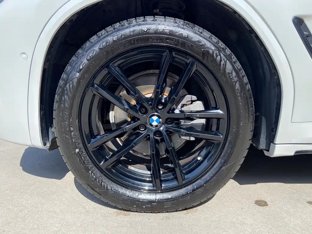 BMW X3 2019 — фото 18