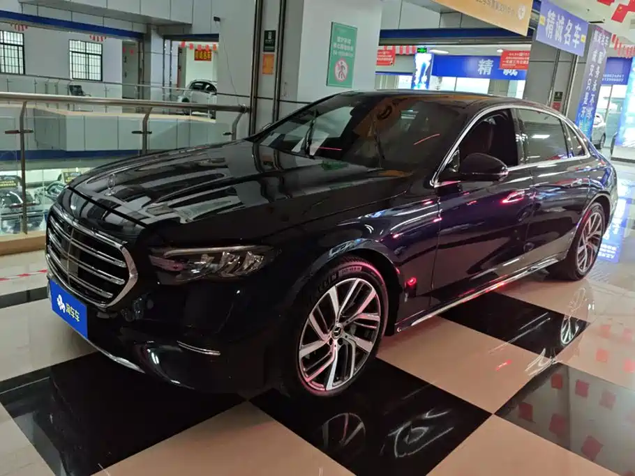 Mercedes-Benz E-Class 2024