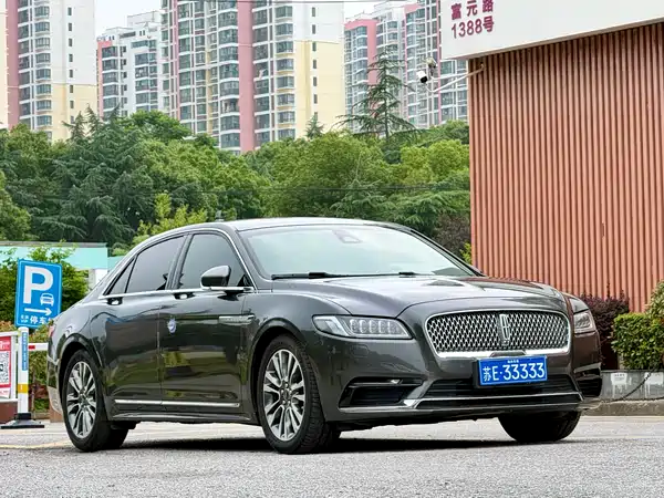 Lincoln Continental 2018