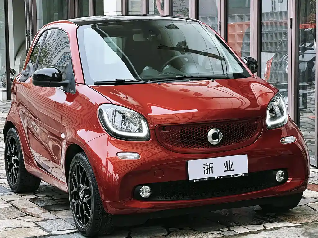 smart fortwo 2019 — фото 7