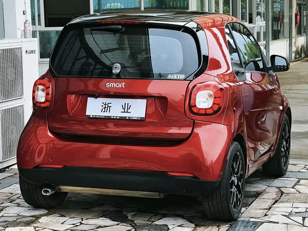 smart fortwo 2019 — фото 14