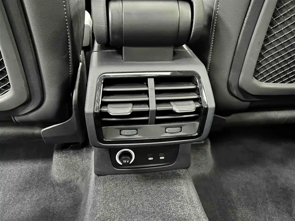 Audi Q3 2022 — фото 15