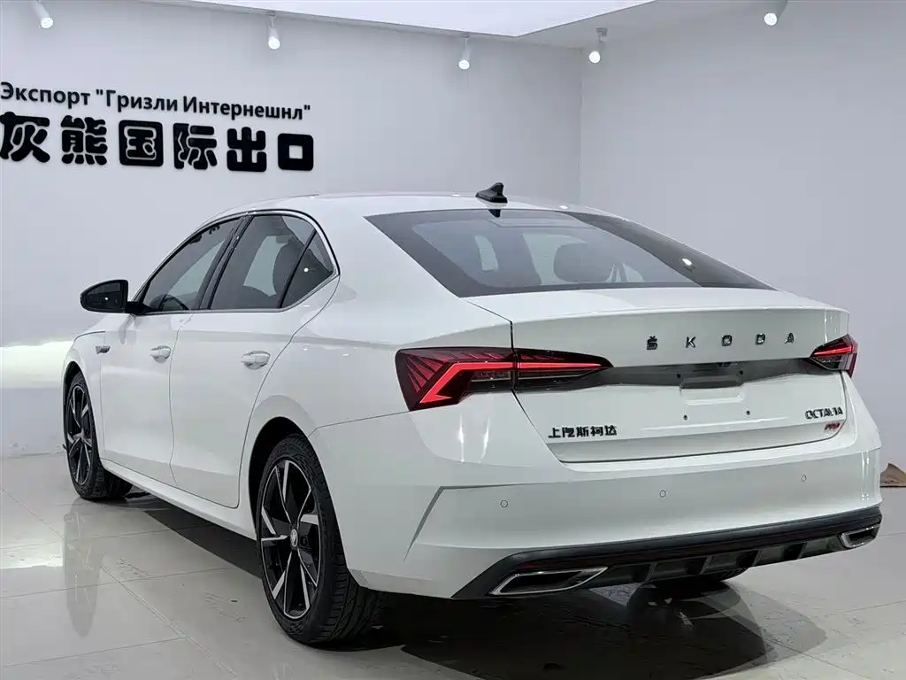 Skoda Octavia 2023