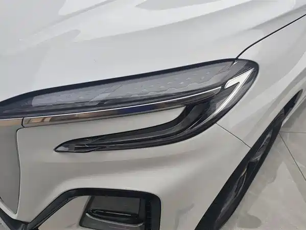 Hongqi HS3 2023