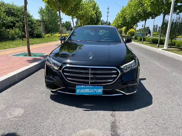 Mercedes-Benz E-Class 2025