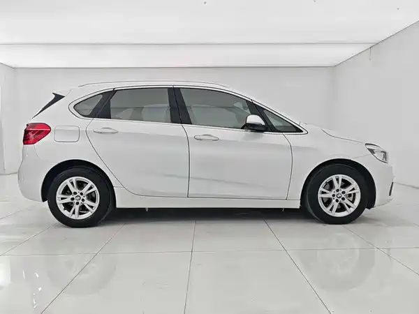 BMW 2 Series Station Wagon 2018