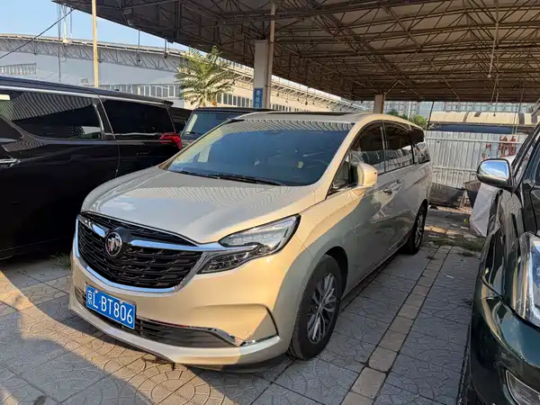 Buick GL8 2022