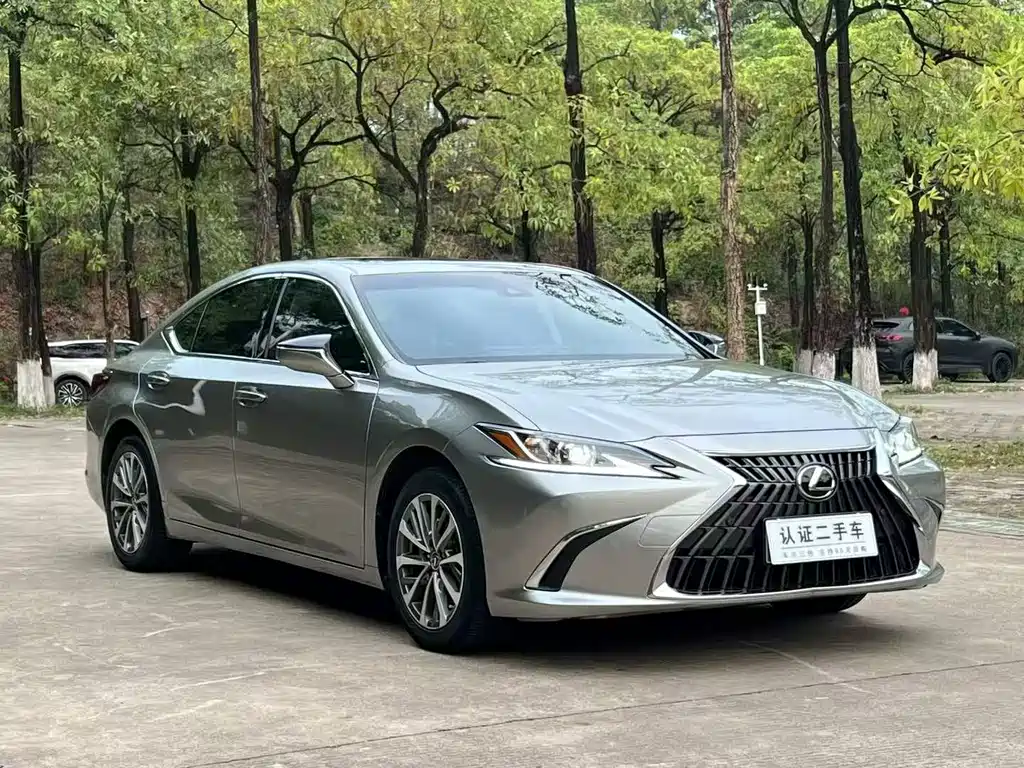 Lexus ES 2022 — фото 3