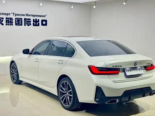 BMW 3 Series 2023