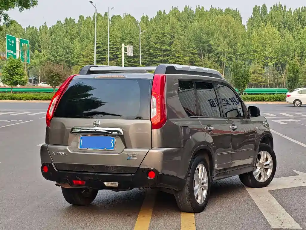 Nissan X-Trail 2012