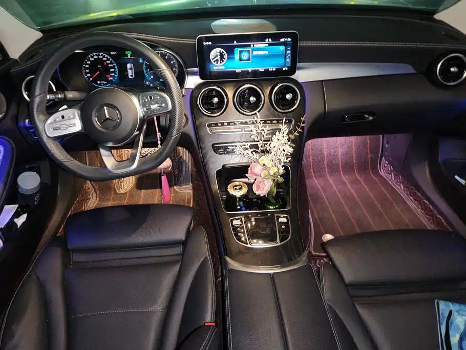 Mercedes-Benz C-Class 2020 — фото 12