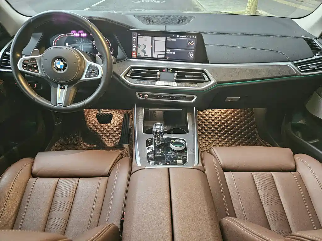 BMW X5 2019 — фото 8