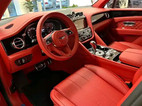 Bentley Bentayga 2022