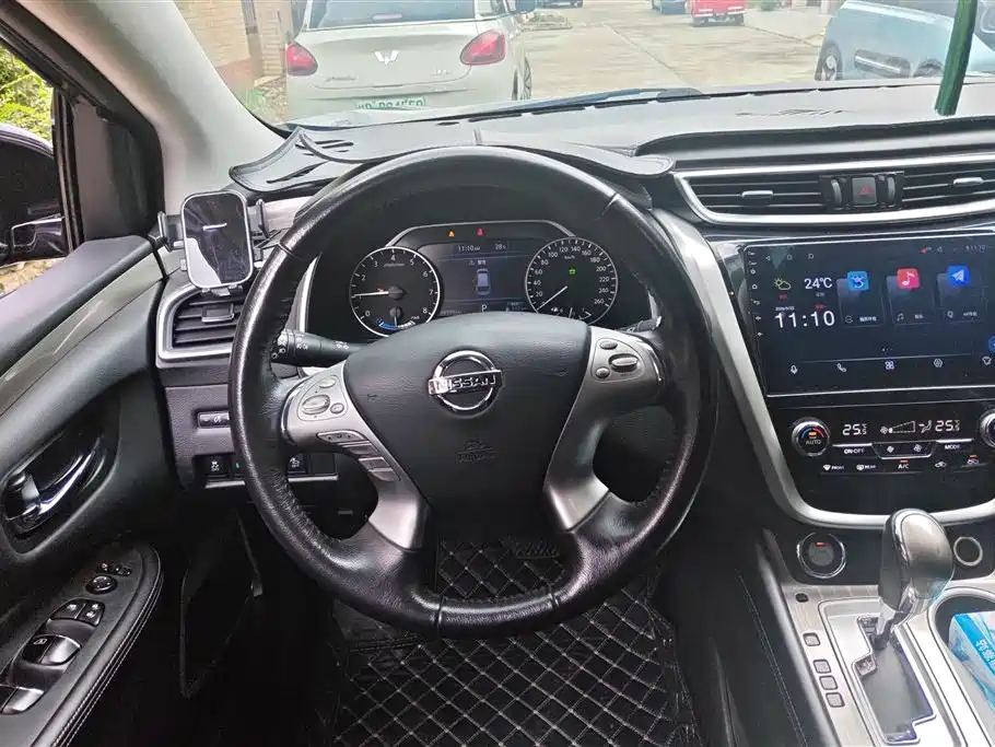 Nissan Murano 2018 — фото 15