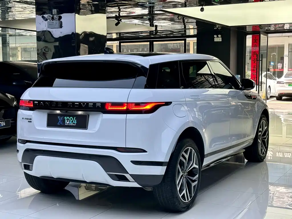 Land Rover Evoque PHEV 2023 — фото 4