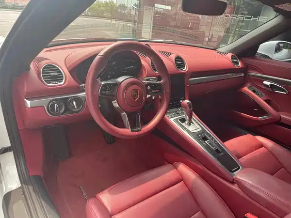 Porsche 718 2024