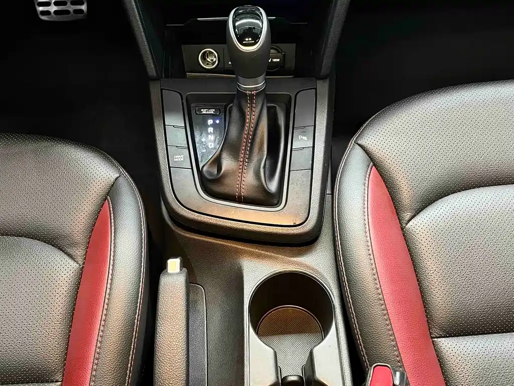 Hyundai Celesta 2016 — фото 10