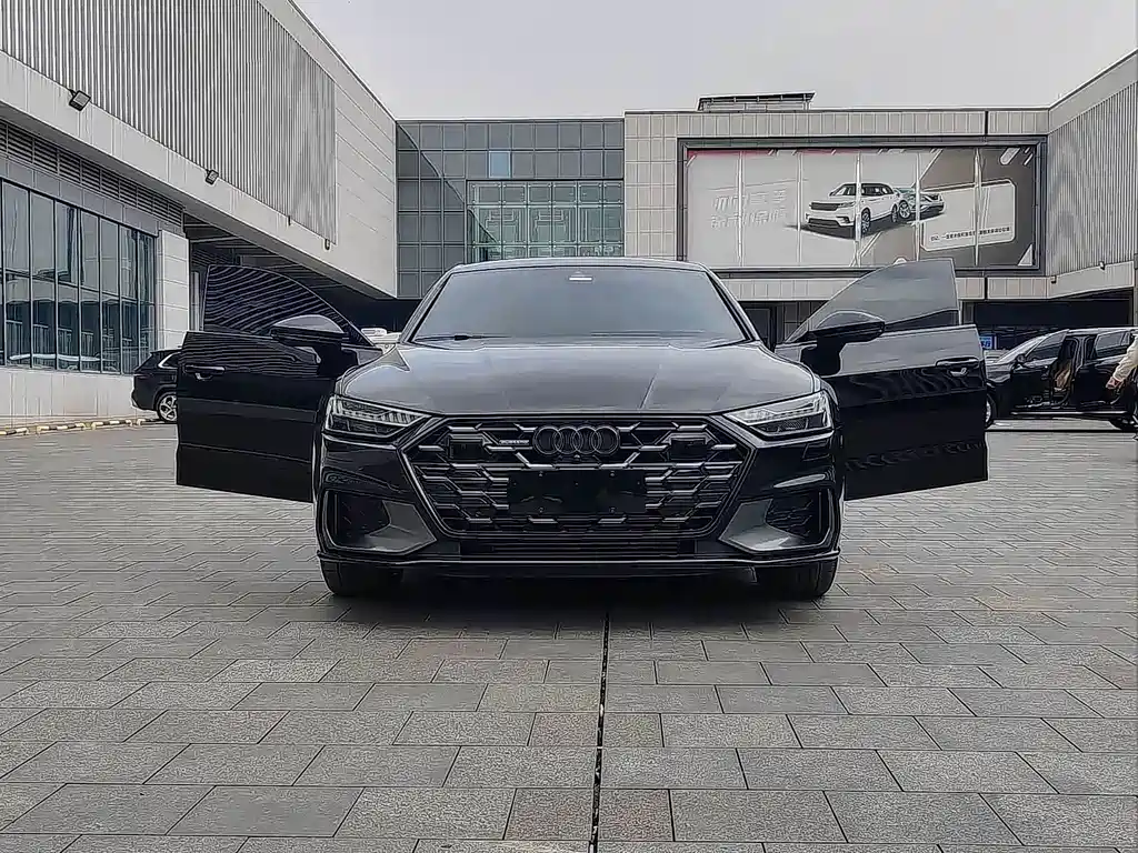 Audi A7L 2025 — фото 2