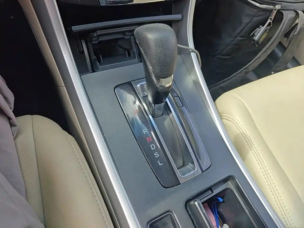 Honda Accord 2015 — фото 14