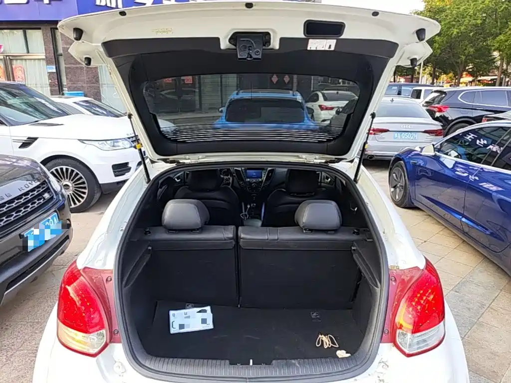 Hyundai Veloster 2015 — фото 19