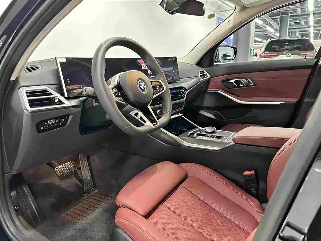 BMW i3 2026 — фото 11