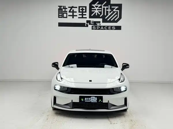 Lynk & Co 03 2022