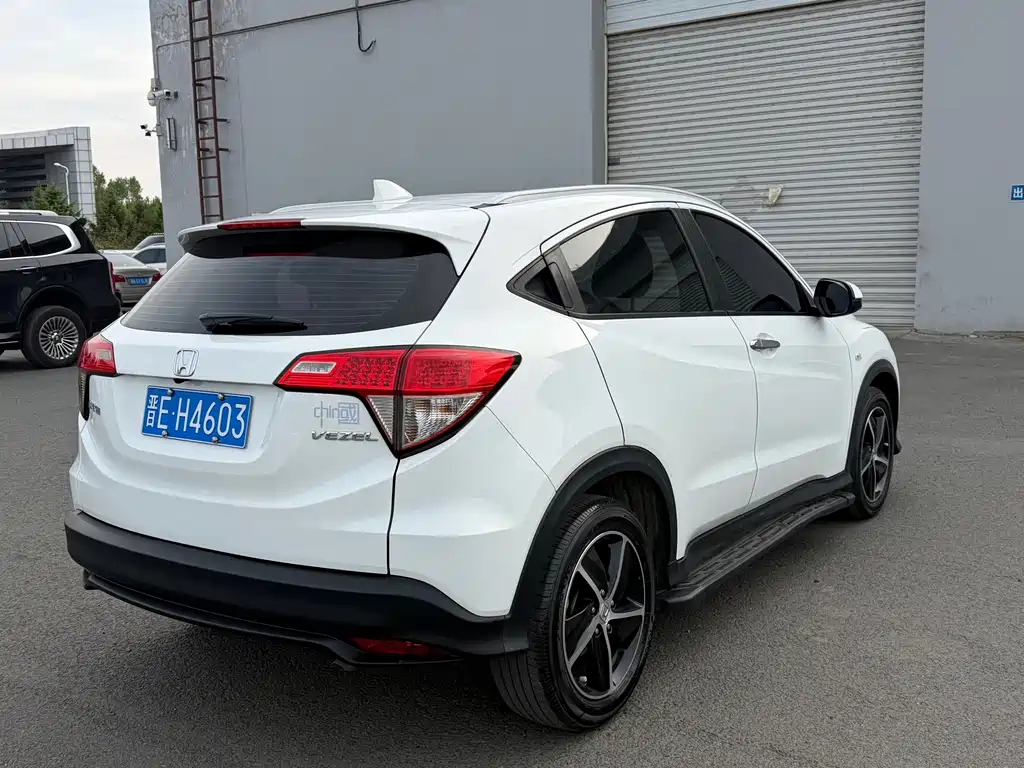 Honda Vezel 2022 — фото 7