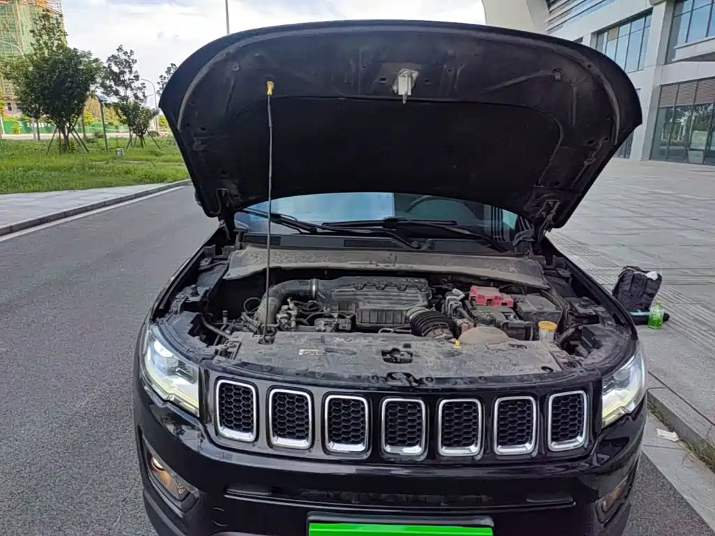 Jeep Compass 2019 — фото 20