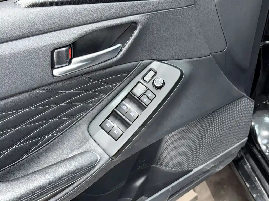 Toyota Avalon 2023 — фото 12