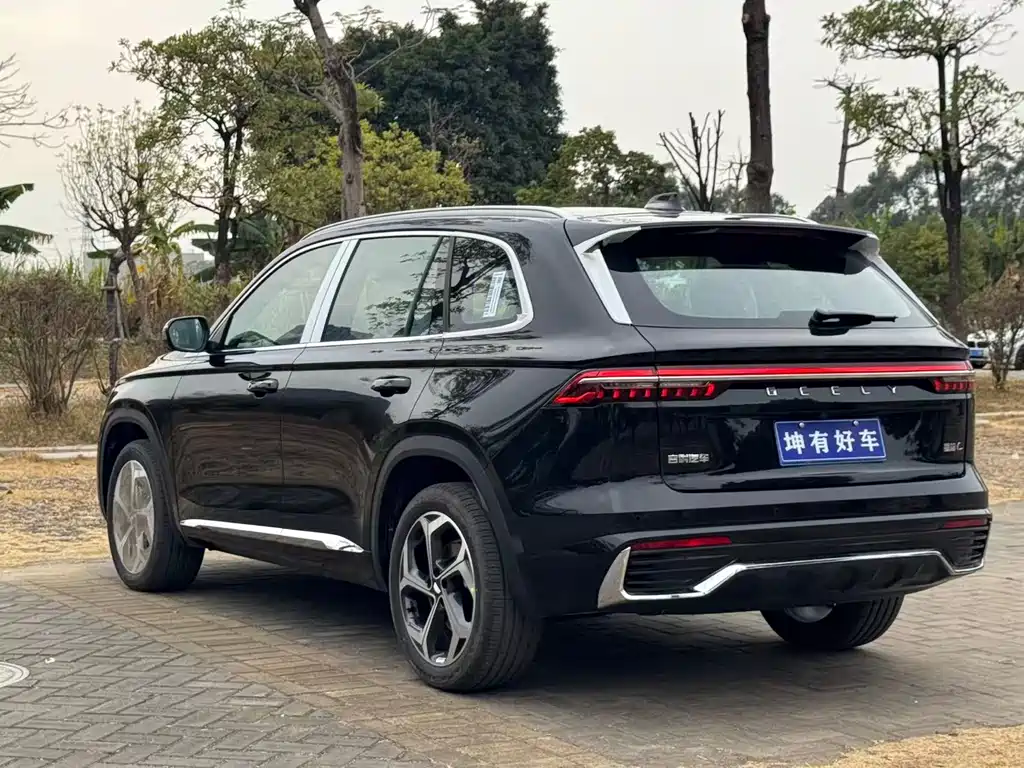 Geely Xingyue L 2026 — фото 4