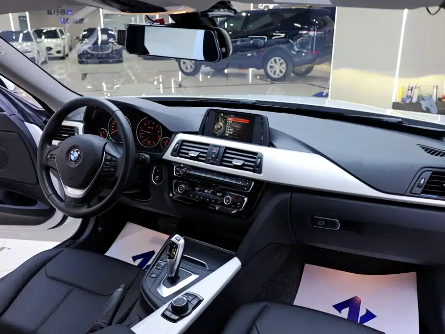 BMW 3 Series GT 2016 — фото 20