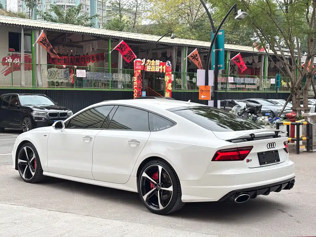 Audi A7 2017 — фото 12