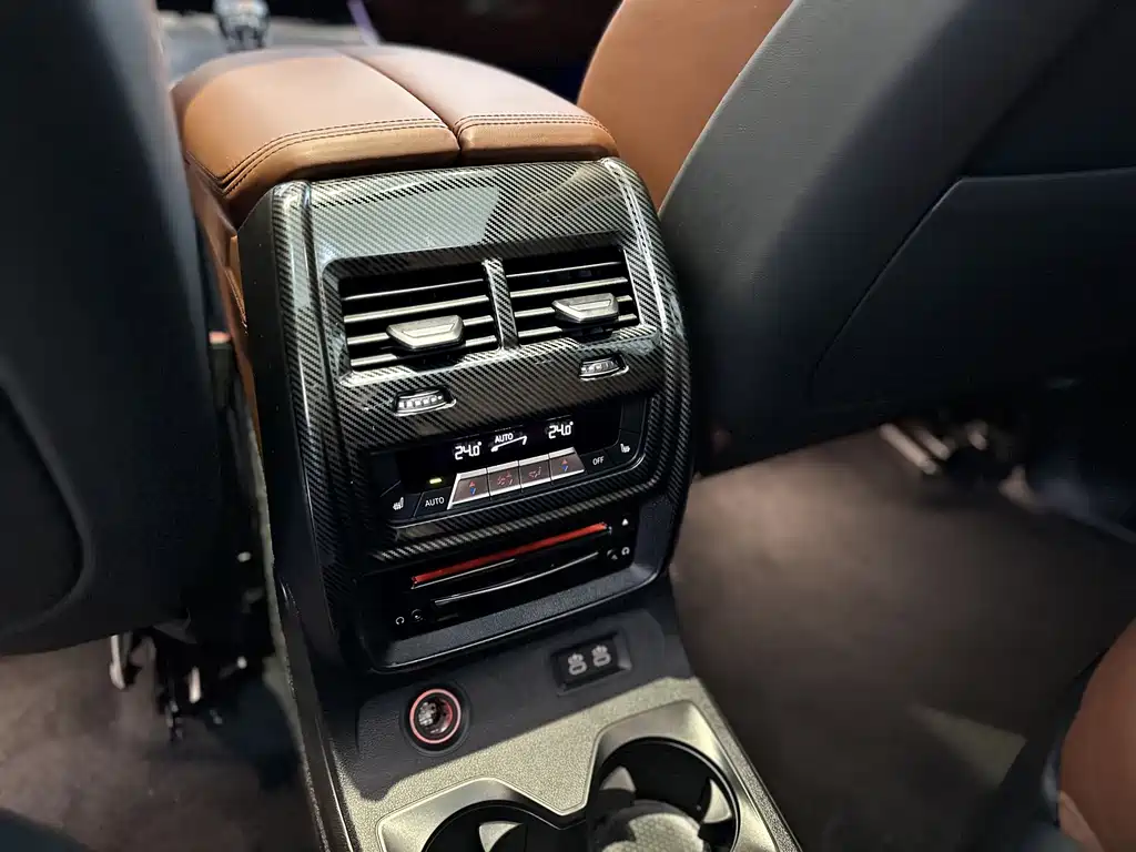 BMW X7 2022 — фото 11