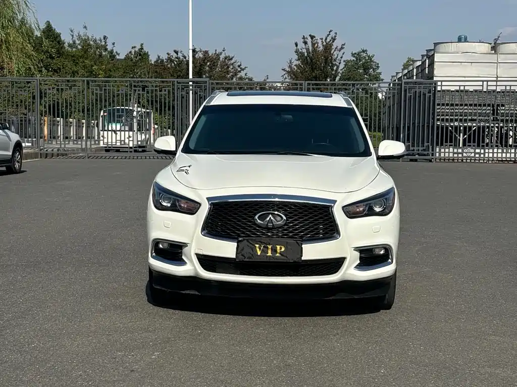 Infiniti QX60 2018 — фото 18