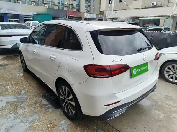 Mercedes-Benz B-Class 2021