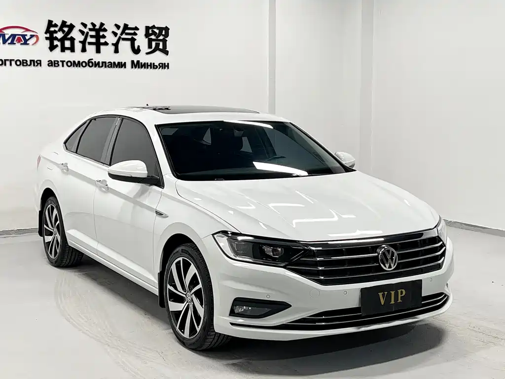 Volkswagen Sagitar 2021