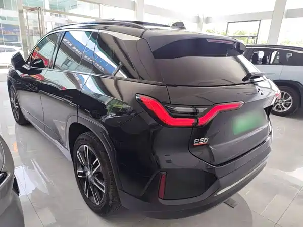 NIO ES6 2021
