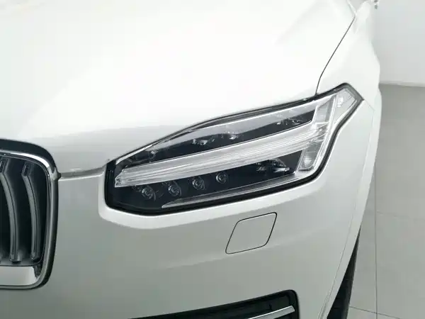 Volvo XC90 2021