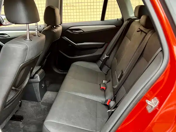BMW X1 2012