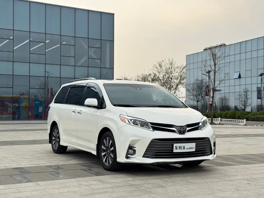 Toyota Sienna 2020 — фото 4