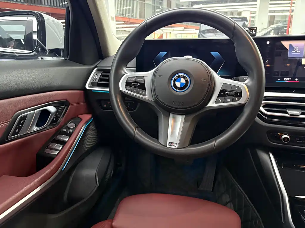 BMW i3 2023 — фото 8